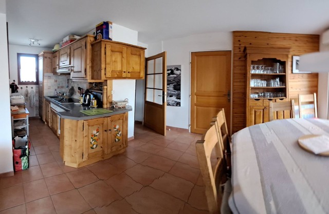 Comfortable and well-equipped 3-bedroom family apartment, charming, ski 800m