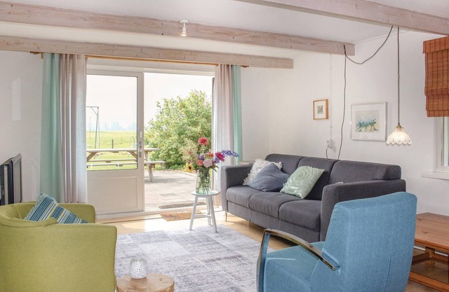 Comfortable apartment in the province of Friesland, on the owner's property.