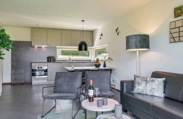 Comfortable bungalow for 4 persons
