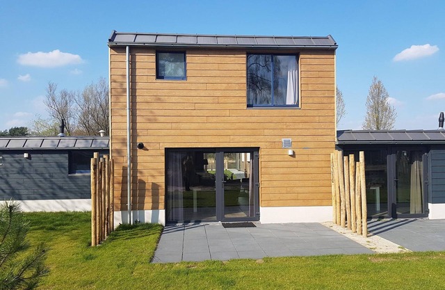 Comfortable chalet in the green Kempen