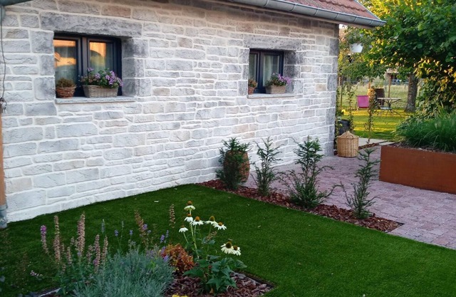 Comfortable cottage "Les Délices"