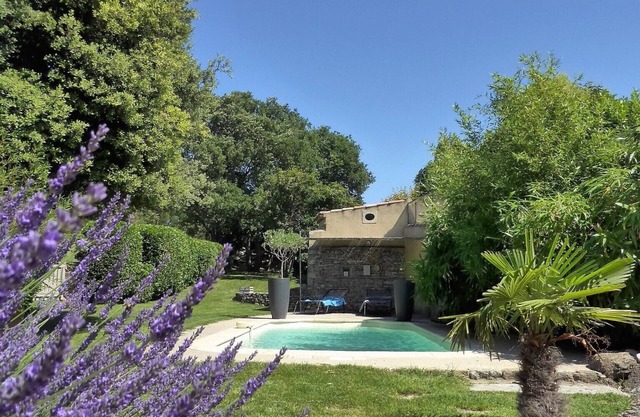 comfortable cottages in character farmhouse located in Drôme Provençal