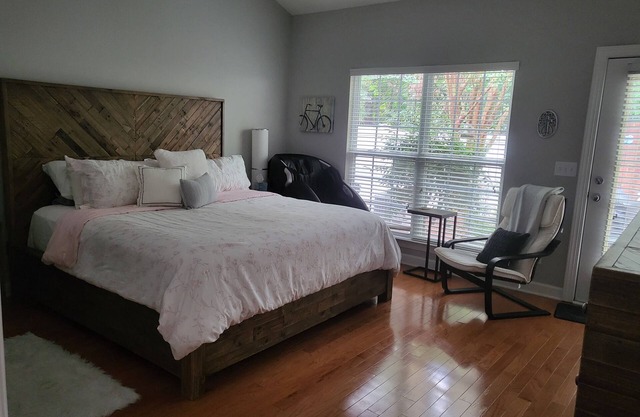Comfortable, covenient, quaint