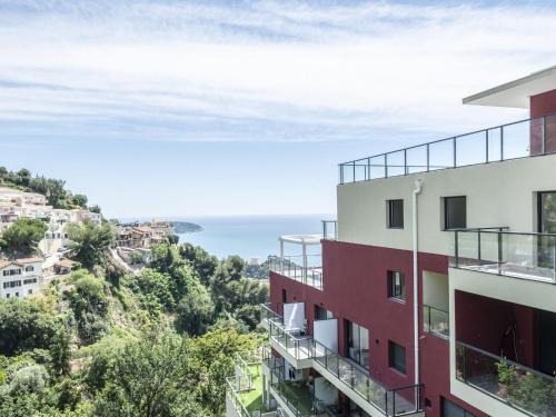 Comfortable holiday apartment with terrace