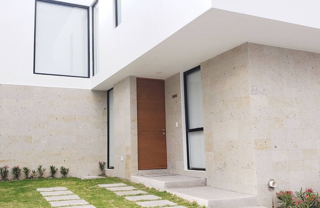 Comfortable house at Reserve and Golf Zibatá, great for families and friends.