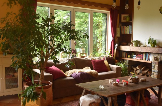 Comfortable house with panoramic view of the Lobbes valley