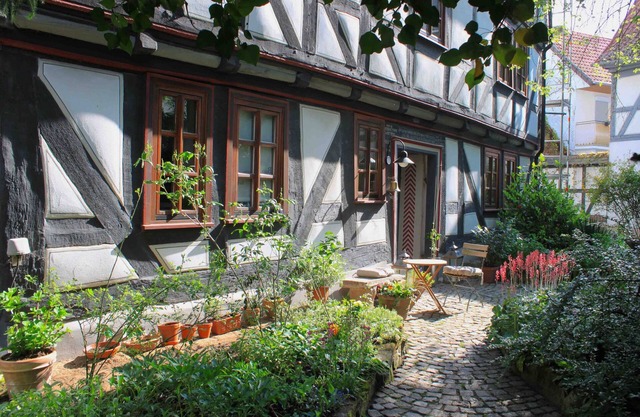 Comfortable & modern Staying in the half timbered ambience of the Old Parish Gudensberg