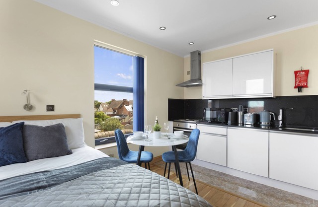 Comfortable Studio Apartment with Free Parking and Wi-Fi