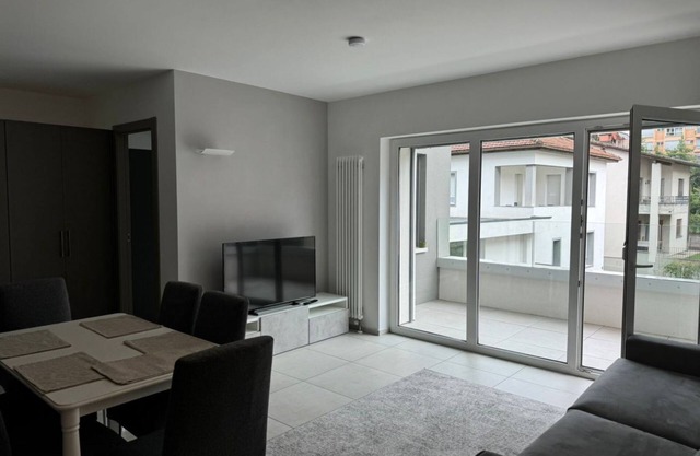 Comfortable three-room apartment close to all amenities (Urban 7)
