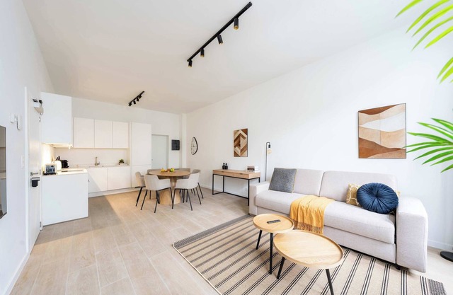 Comfortable Urban Retreat for 6 in Central Antwerp