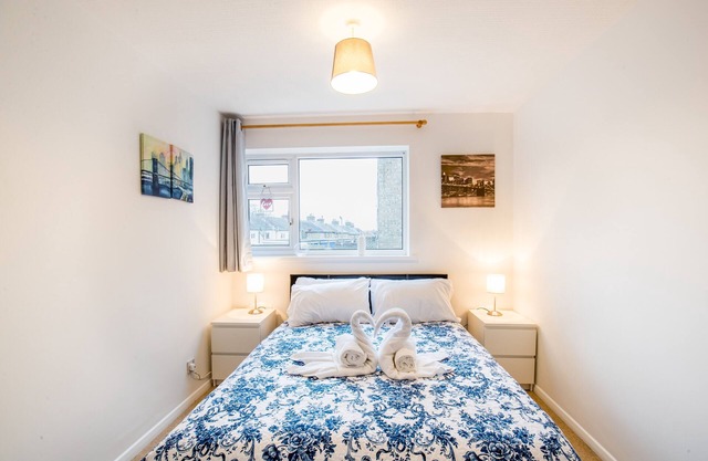 Comfy 2BR Flat with Wi-Fi in Bishop's Stortford