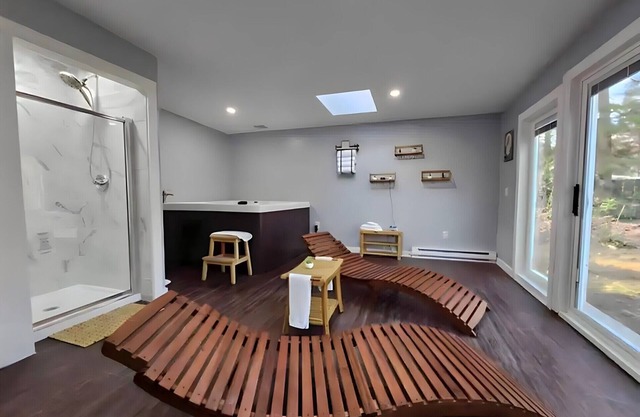 Comfy Cottage!