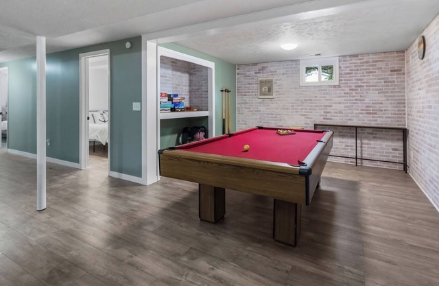 Comfy Family & Kid Friendly Home - Near I-80 w/Pool Table & Outdoor Patio