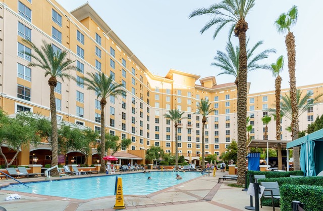 Commodious Wyndham Grand Desert, 2 Bedroom Suite