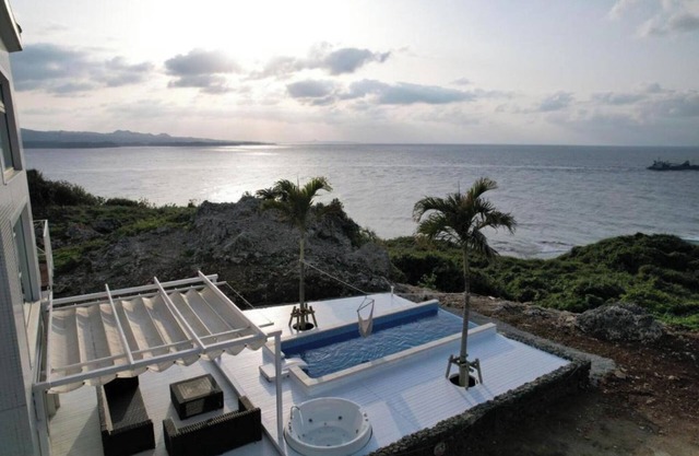 Completely reserved for 1 group villa with jacuzz/Kunigami-gun Okinawa