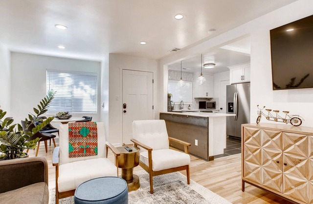 Completely Upgraded Suite near Convention Center and Downtown Salt Lake City