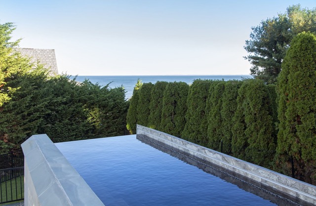 Compo Beach Area with Water Views & INFINITY Pool