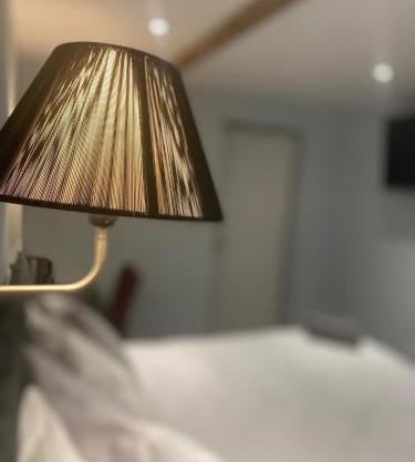 Comus Inn
