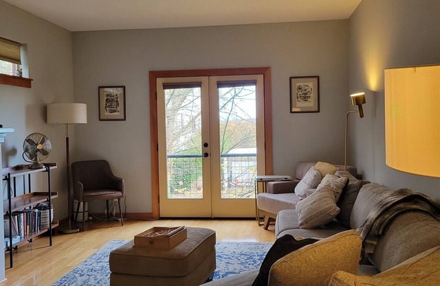 Condo in the heart of SW Portland