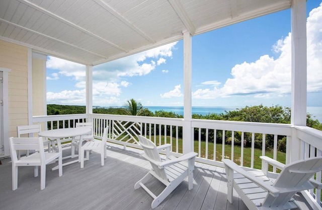 Condo w/Views, Beach, Htd Pool, Golf Cart