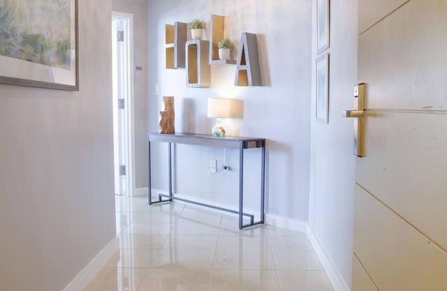 Connecting Rooms-Coconut Grove 10th Floor- Parking Included