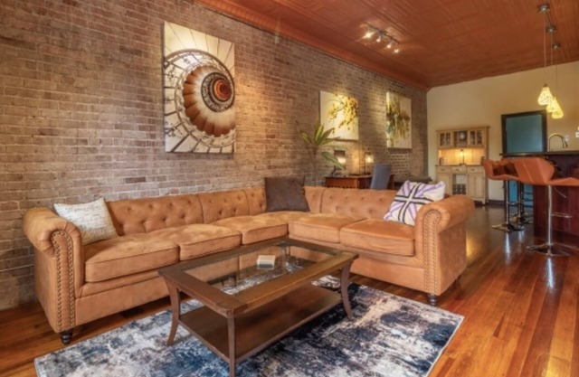 Contemporary apartment on the square!