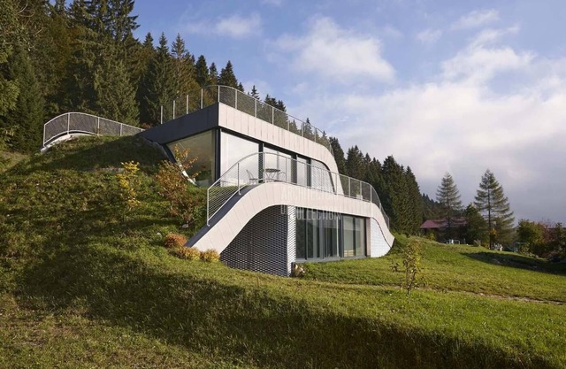 Contemporary chalet at the foot of the Risoux forest