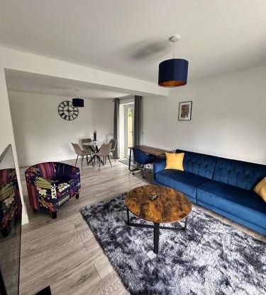 Contemporary Comfort 2 Bed Home