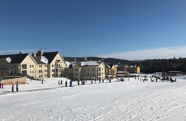 Convenience & location! Direct ski access-1 BR/2BA fully stocked condo at Okemo