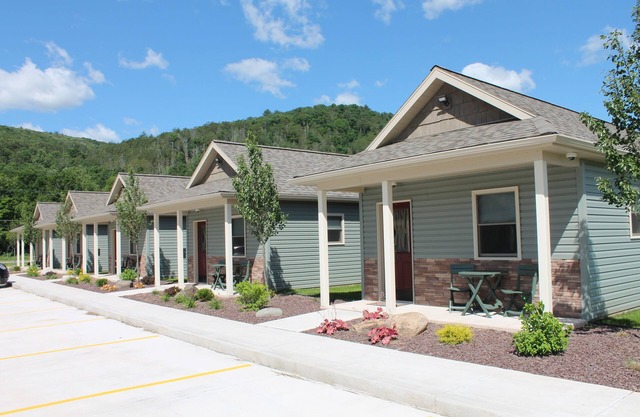 Convenient Country Lodging/Benton PA near Ricketts Glen State Park