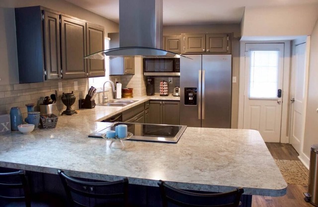 Convenient Cozy Home - Dog & Family Friendly