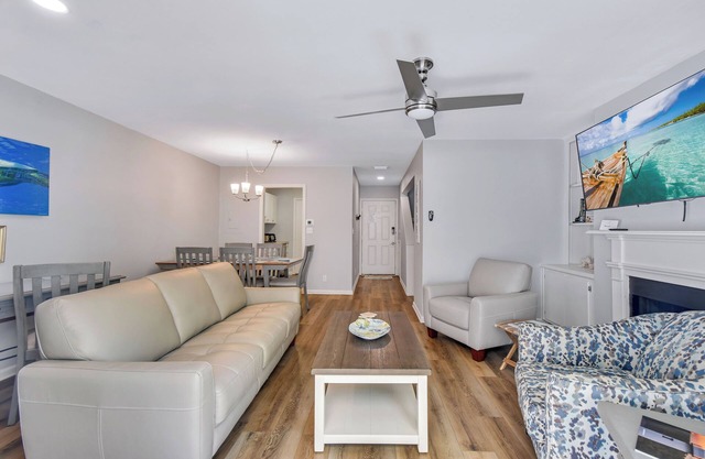 Convenient to shops, restaurants, night life, with a community pool