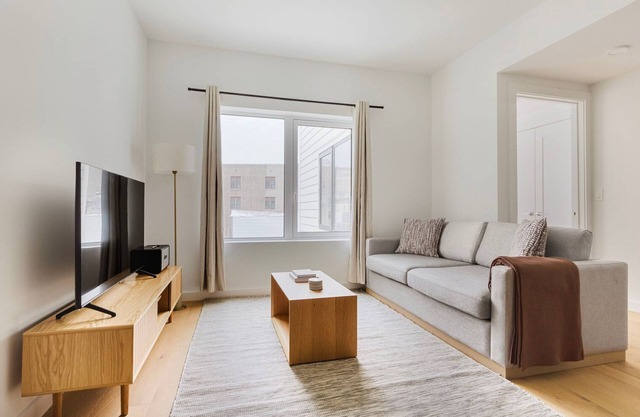 Cool Jersey City 1BR w/elevator, A/C, by Blueground