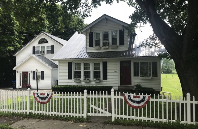 Cooperstown Baseball Rentals - CREEKSIDE HAVEN - Beautiful 2100 Sq Ft Home