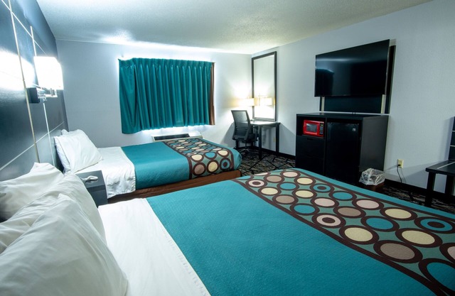 Coratel Inn and Suites By Jasper New Richmond - Standard 2 Queen Bed Non Smoking