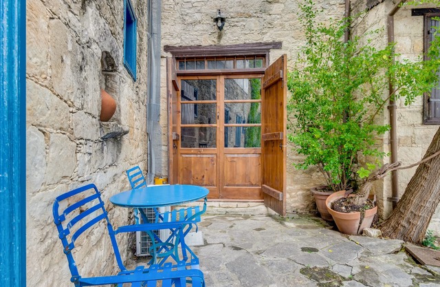 Cornaro House - Duplex Studio Apartment
