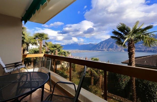 Corner apartment on the 1st floor for 1-3 persons.