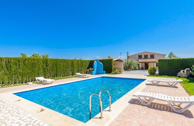 Cortijo Aurelia Pozo Alcón by Ruralidays