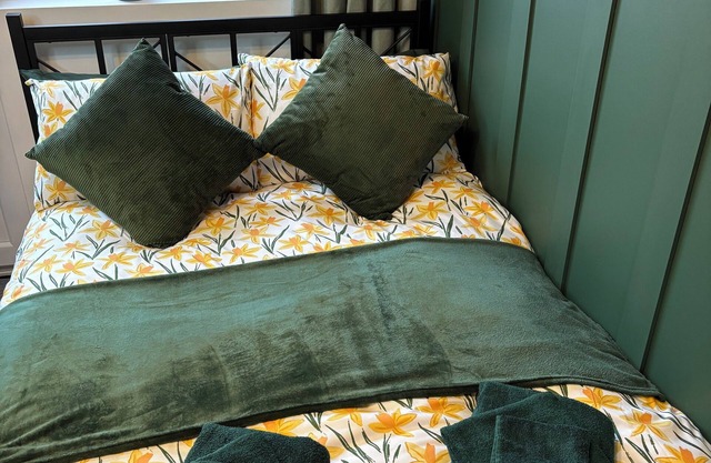 Cosy Annexe Near Park & Town