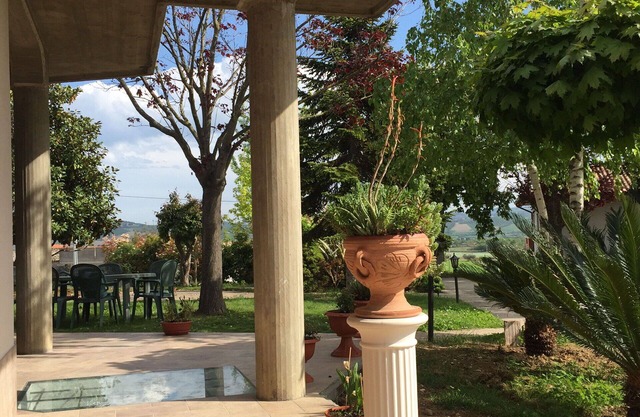 Cosy apartment in villa for 6 people with WIFI, TV and patio