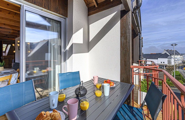 Cosy apartment for 4 guests with WIFI, TV, balcony and pets allowed