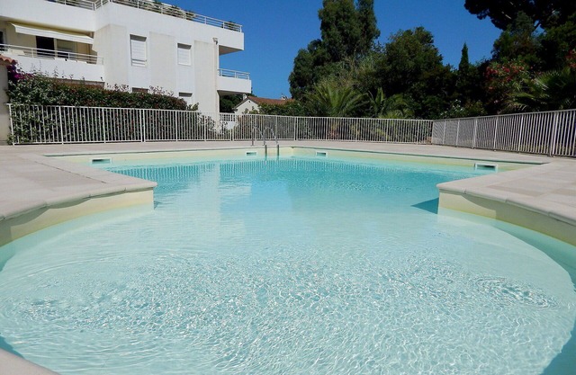 Cosy apartment for 4 guests with A/C, WIFI, pool, TV and terrace