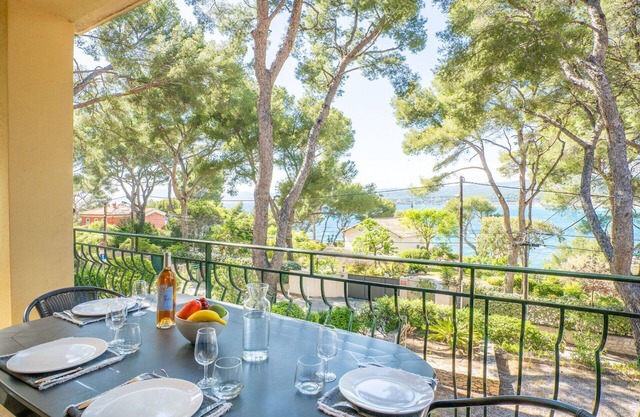 Cosy apartment for 4 guests with WIFI, TV and terrace