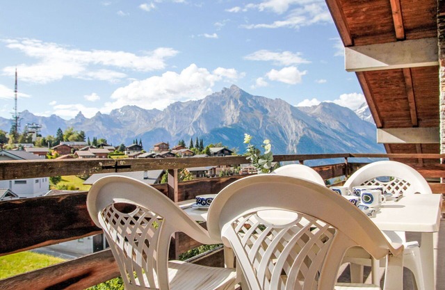 Cosy apartment for 6 guests with WIFI, TV, balcony and pets allowed