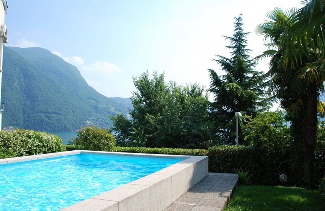 Cosy apartment for 2 guests with pool, WIFI, TV, patio and panoramic view