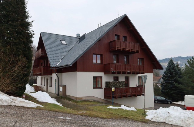 Cosy apartment for 4 people with WIFI, TV, balcony, pets allowed and panoramic view