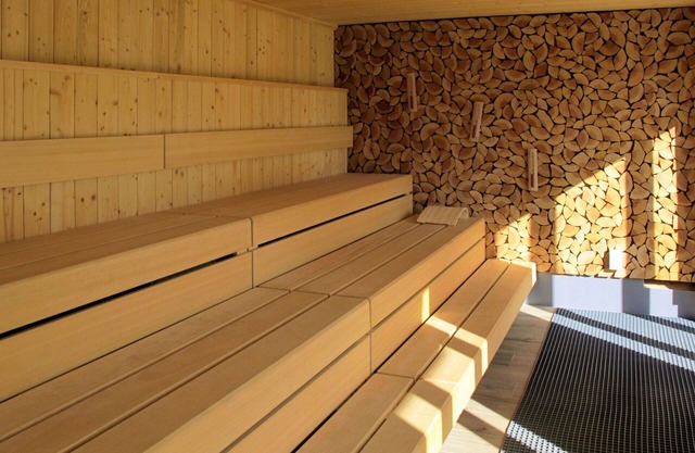 Cosy apartment for 4 guests with pool, WIFI, TV, terrace and pets allowed