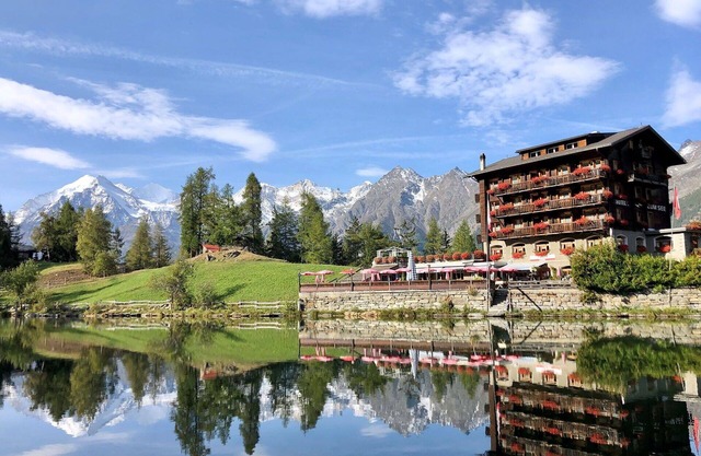 Cosy apartment for 4 people with WIFI, TV, patio and panoramic view