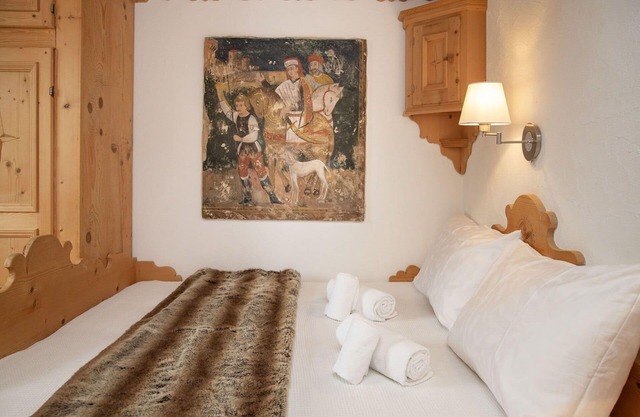 Cosy apartment for 4 people with pool, WIFI, TV, patio, pets allowed and panoramic view