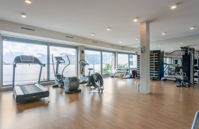 Cosy apartment for 6 people with pool, WIFI, TV, balcony and panoramic view